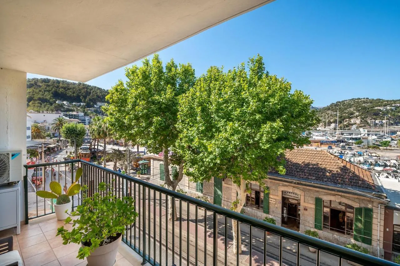 Seafront Apartment In Port Soller Puerto de Sóller