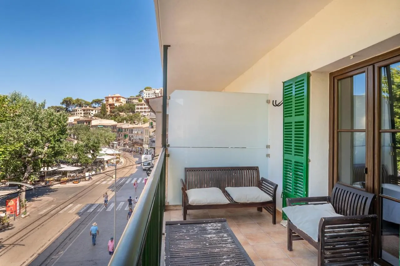 Seafront Apartment in Port Sóller Puerto de Sóller